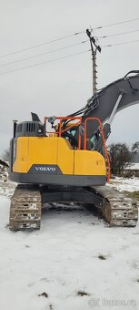 Bagr Volvo ECR235EL - 4