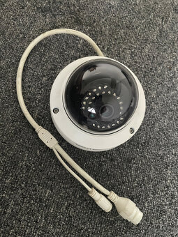 NVR Hikvision DS-7732NI-K4/16P - 4