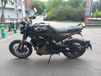 Husqvarna Svartpilen 401 (2023/4700km) - 4