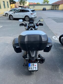 Honda ADV 350 Honda Forza držáky kufru Shad Sh23 - 4