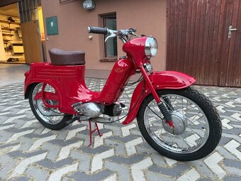 Jawa 555 - 4
