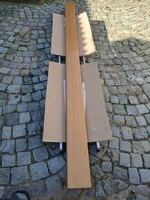 OKRASNÝ PARAPET - 4