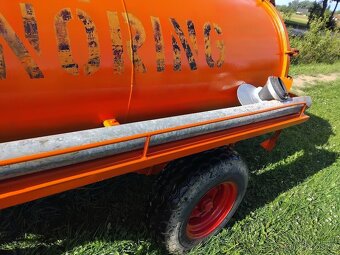 Prodám Fekál objem 2200 Litrů - 4