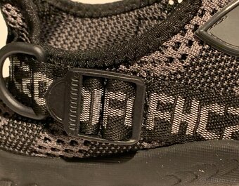 Trekové kvalitní ,..vel.47 - 4