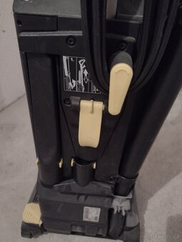 VYSAVAČ KARCHER - 4