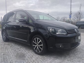 VOLKSWAGEN TOURAN DSG - 4