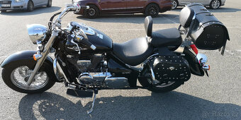 Suzuki c 800 intruder - 4