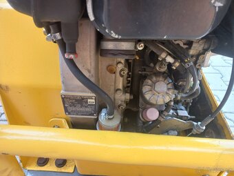 Vibrační deska Husqvarna, Dynapac LG500. - 4