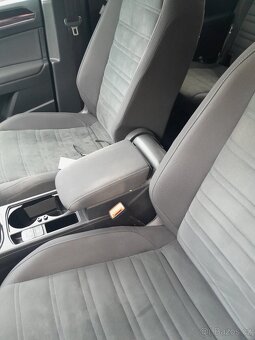 VW TOURAN 2.0TDI DSG 110KW, 7MÍST - 4
