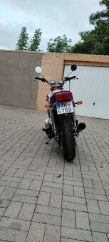 Honda CB 750 - 4