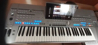 Yamaha Tyros 5 - 4