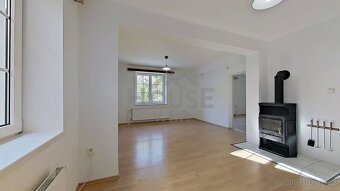 Prodej vícegeneračního domu 204 m2 se zahradou 611 m2 - Prah - 4