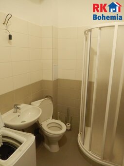 Nabízíme k pronájmu byt 1+kk o ploše 27m2 ve 4NP bez výtah - 4