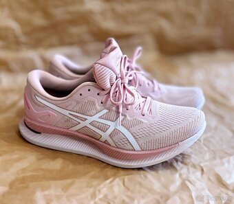 ASICS GlideRide Komfortní běžecké boty Unisex 43,5 - 4