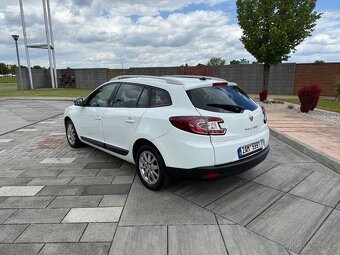 Renault Megane 3 combi - 2011 - 1.5dci 81kW - 124.699Km - 4
