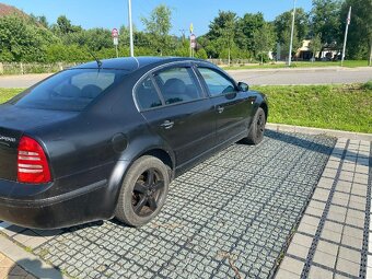 ŠKODA SUPERB 1 - 4