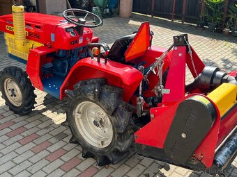 KUBOTA B1600 D - 4