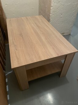 Prodám konferenční stolek 110x67 - 4