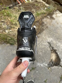 Brusle Bauer Supreme Shadow - 4