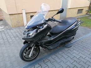 Piaggio x10 125cm - 4