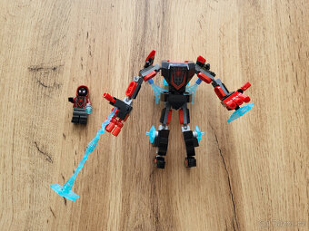 Lego Marvel Super Heroes 76171 – Miles Morales v obrněném ro - 4