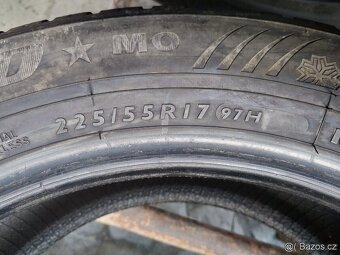 225/55/17 zimni pneu CONTI a DUNLOP 225/55 R17 - 4