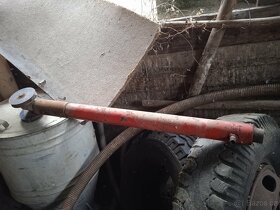 rozvaděč pístnice portál Zetor Crystal - 4