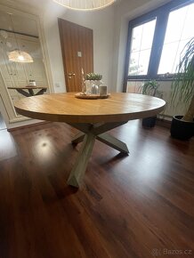 Stůl jídelní z masivu - 4