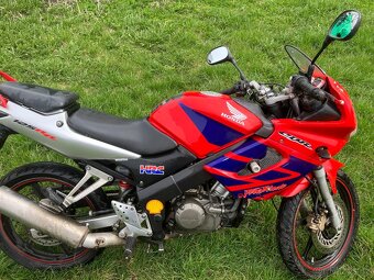 Honda CBR 125R - 4