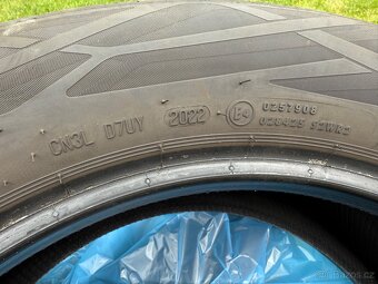 Prodám letní pneu Continental EcoContact 6 235/55 R18 V - 4