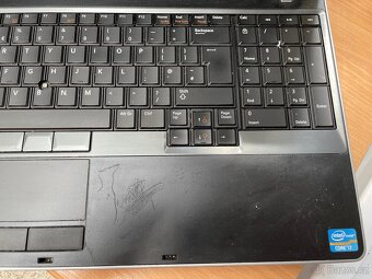 Dell Latitude E6530 - 4