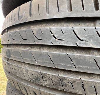 215/65 R16 98H letní pneu Barum Bravuris 5HM (4921) - 4