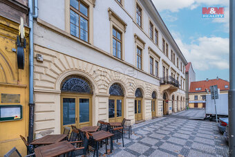Prodej bytu 2+1, 73 m², Praha, ul. Karlínské náměstí - 4