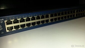 SWITCH NETGEAR FS750T2 - 4