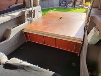 Vestavba VW Caddy Maxi - 4
