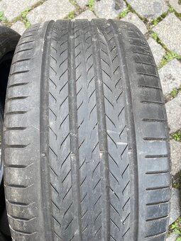 Letní pneu 245/40/20 - 4