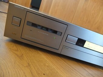 ONKYO K-200R auto-reverse Stereo TapeDeck(1990-91) - 4