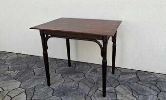 Jídelní stůl THONET - 4