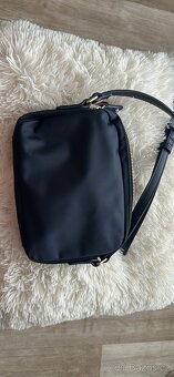 Kabelka Tommy Hilfiger - 4