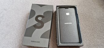 Samsung Galaxy S22 - 4