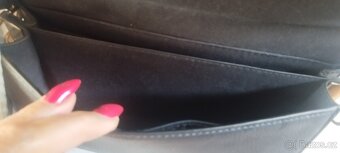 Kabelka nová, šátek nový - 4