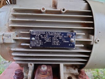 Stolní kotoučová pila - 4