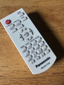 Projektor Panasonic PT-VW350 WXGA - 4