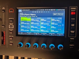 Prodám Roland Fantom 8 - 4