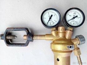 Redukční ventil na Acetylen - 4