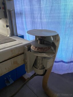 HOUFEK TWINGO KARTÁČOVACÍ STROJ - 4