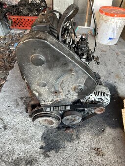 Motor VW t4 1.9 D 55kw - 4