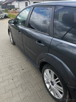 Ford focus 2 - 4