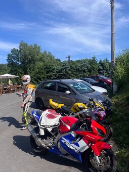 Honda CBR600f4i TOP STAV - 4