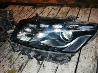 AUDI Q5 8R - XENON - 4